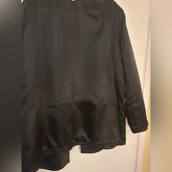 Leather Jacket - Picture 4 of 4